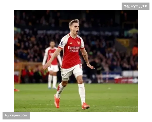 阿森纳客场2-2遭狼队补时绝平 领先优势缩至三分